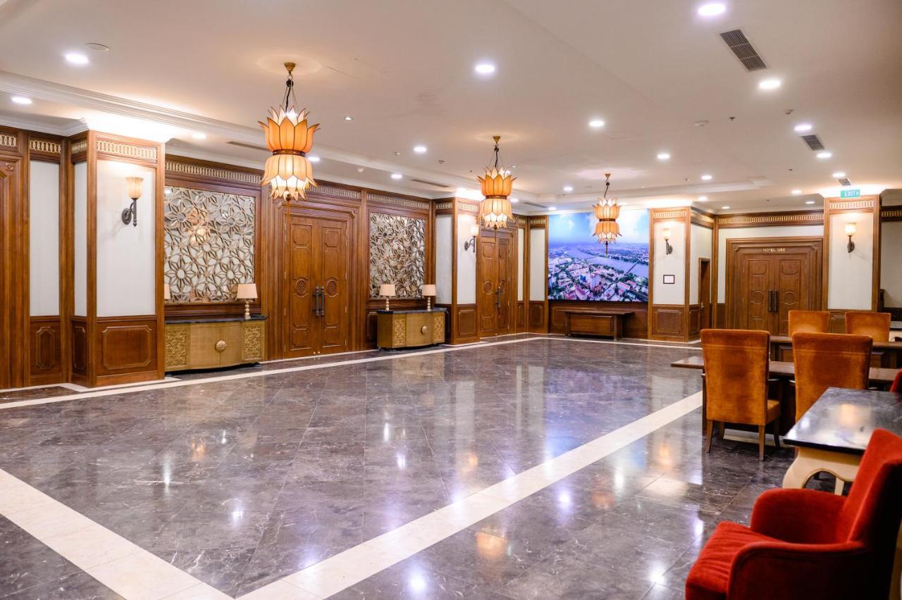 Imperial Hotel Hue Exterior foto