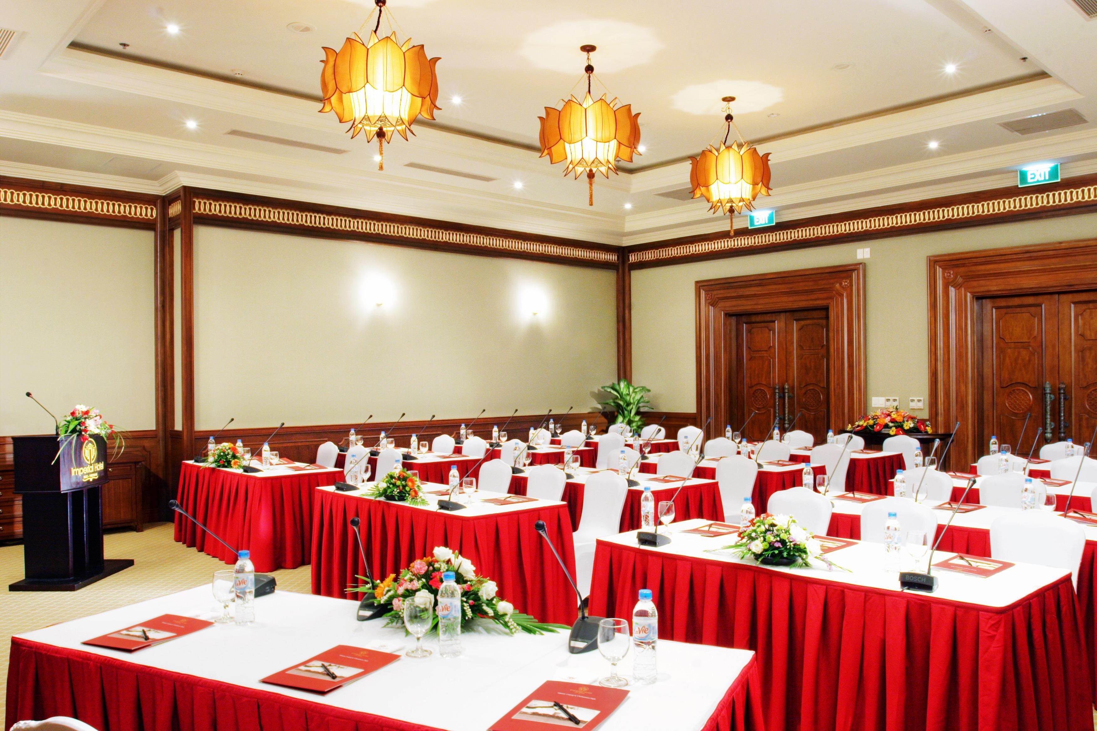 Imperial Hotel Hue Exterior foto